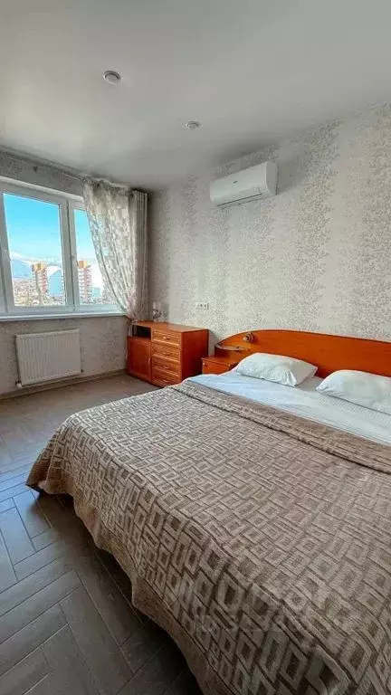 1-к кв. Краснодарский край, Сириус пгт ул. Акаций, 34к3 (33.0 м) - Фото 0