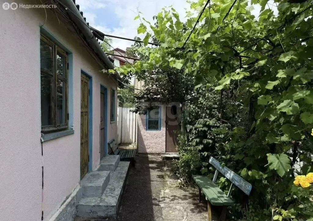4-комнатная квартира: Коктебель, улица Ленина, 119 (59.5 м) - Фото 1