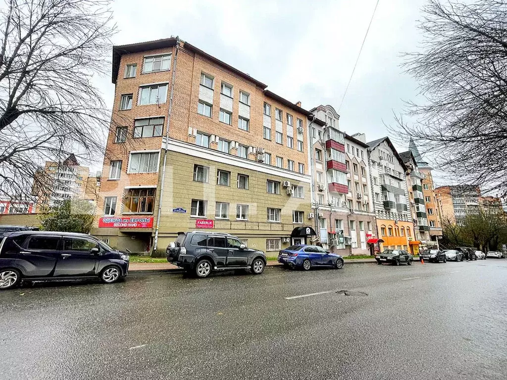 2-комнатная квартира: Калуга, улица Циолковского, 44 (68.8 м) - Фото 1