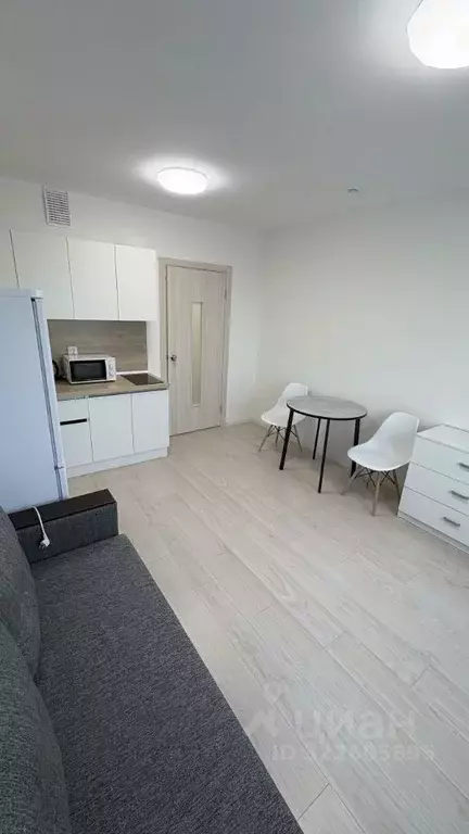 Студия Свердловская область, Екатеринбург ул. Латвийская, 58/4 (21.0 ... - Фото 1