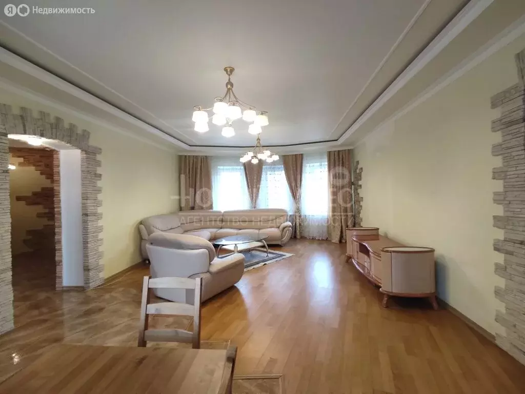 3-комнатная квартира: Калуга, улица Суворова, 44 (121 м) - Фото 0