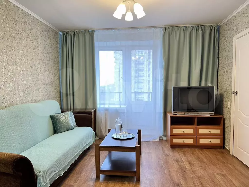 2-к. квартира, 56 м, 9/9 эт. - Фото 0