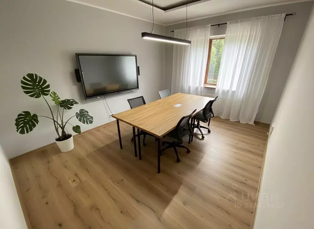 Офис в Московская область, Красногорск городской округ, д. Глухово ул. ... - Фото 1