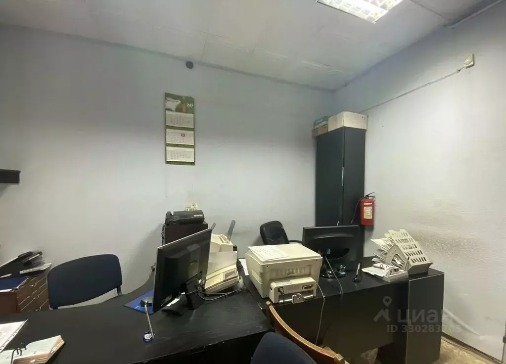 Помещение свободного назначения в Бурятия, Улан-Удэ ул. Ленина, 55 (98 ... - Фото 1