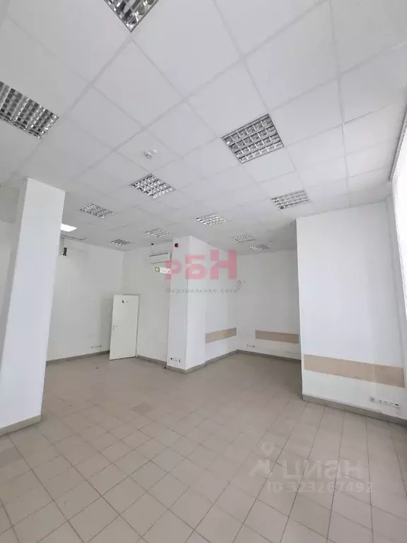 Помещение свободного назначения в Омская область, Омск просп. Карла ... - Фото 2