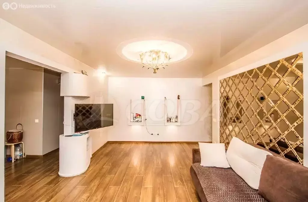 3-комнатная квартира: Тюмень, улица Пермякова, 78к2 (90.6 м) - Фото 1