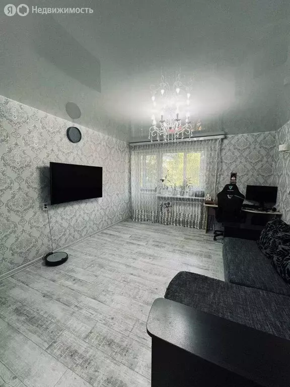 3-комнатная квартира: Калининград, улица Куйбышева, 177 (60.1 м) - Фото 0