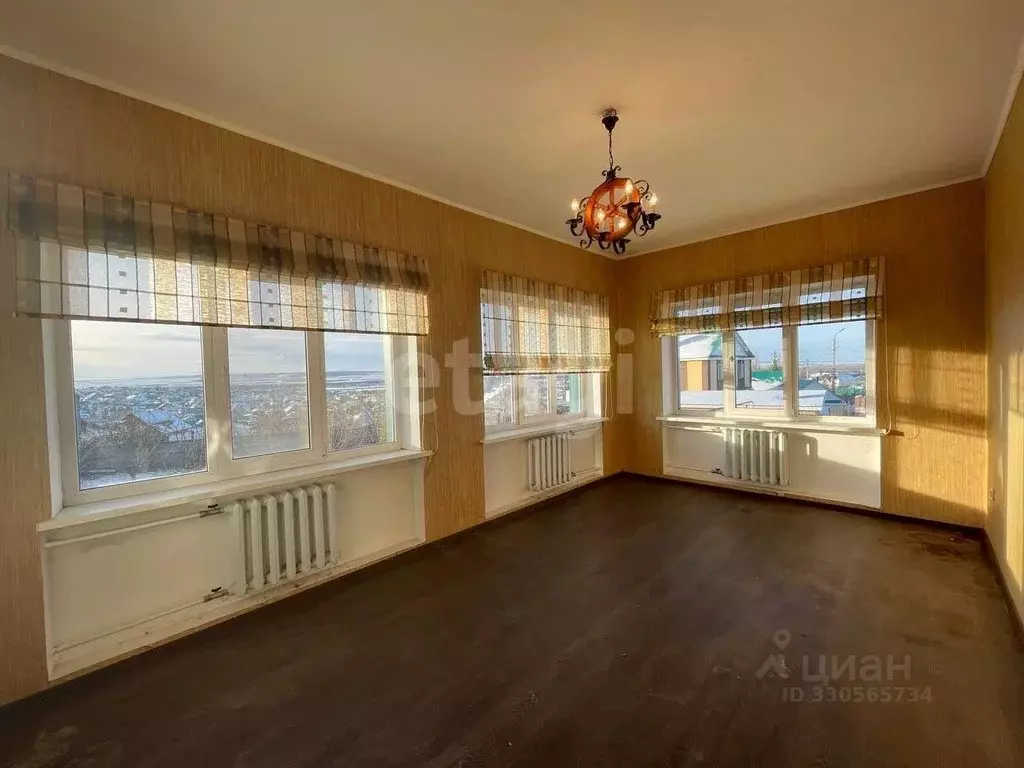 Дом в Башкортостан, Октябрьский проезд Гафури, 53 (266 м) - Фото 1
