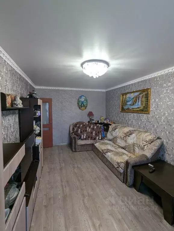 2-к кв. Саратовская область, Энгельс Смоленская ул., 21 (44.7 м) - Фото 0