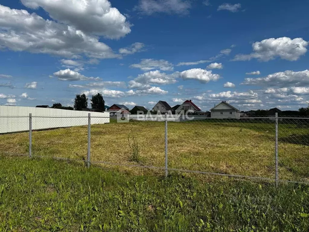 Участок в Марий Эл, Медведевский район, Сенькинское с/пос, д. Сенькино ... - Фото 2
