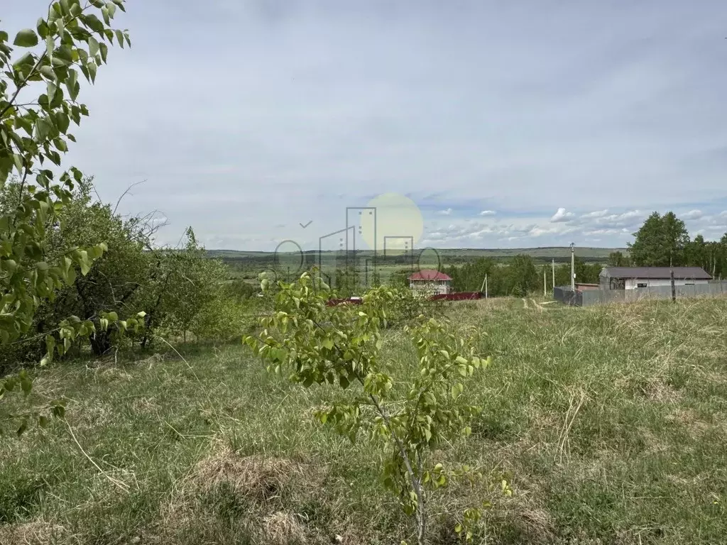 Участок в Иркутская область, Иркутский муниципальный округ, д. ... - Фото 1
