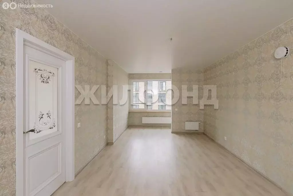 3-комнатная квартира: Новосибирск, улица Сакко и Ванцетти, 25 (79.3 м) - Фото 0