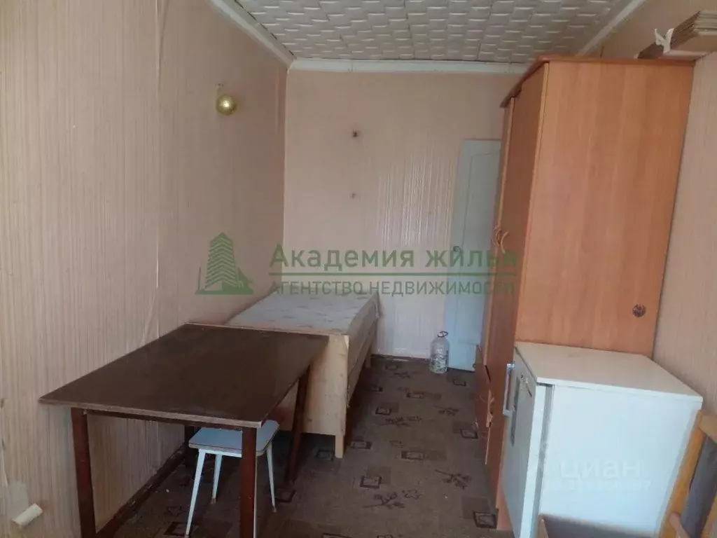 2-к кв. Саратовская область, Саратов ул. 2-я Садовая, 83 (40.0 м) - Фото 0