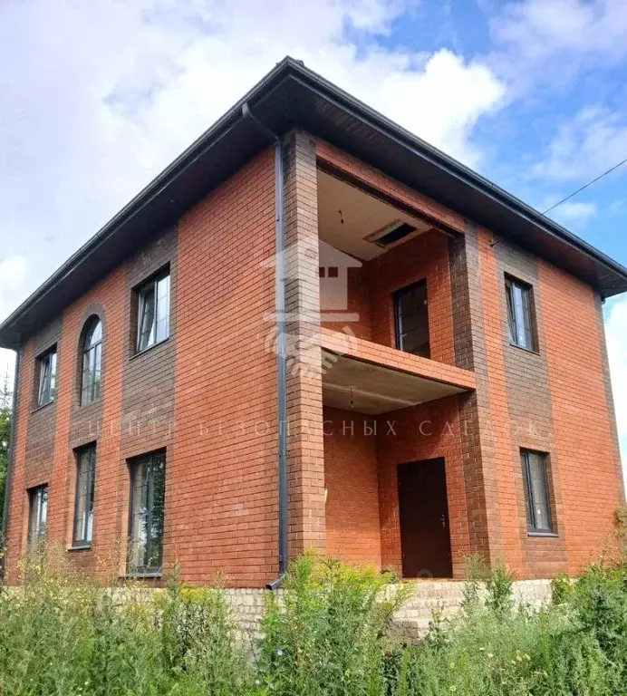 Дом в Орловская область, Орел ул. Пархоменко (178 м) - Фото 1