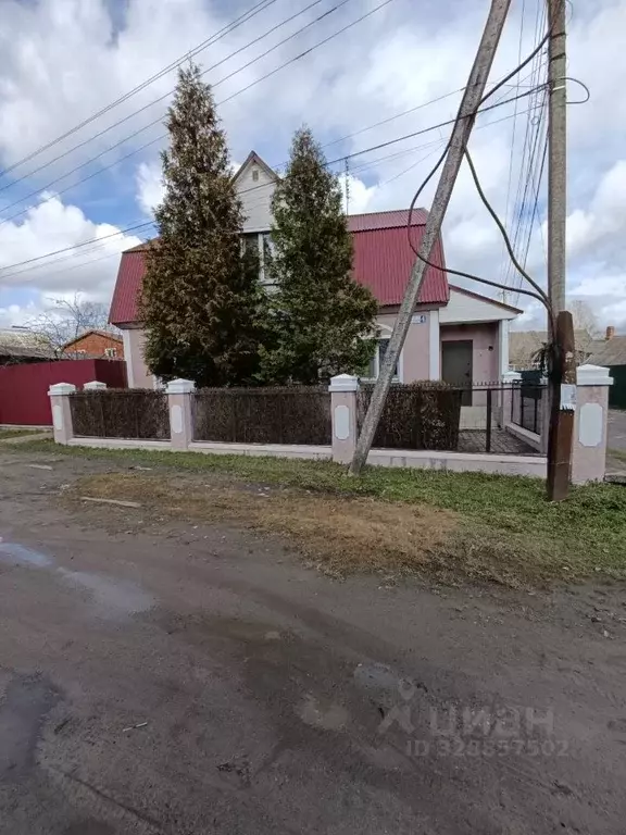 Дом в Брянская область, Брянск Задворный пер. (161 м) - Фото 1