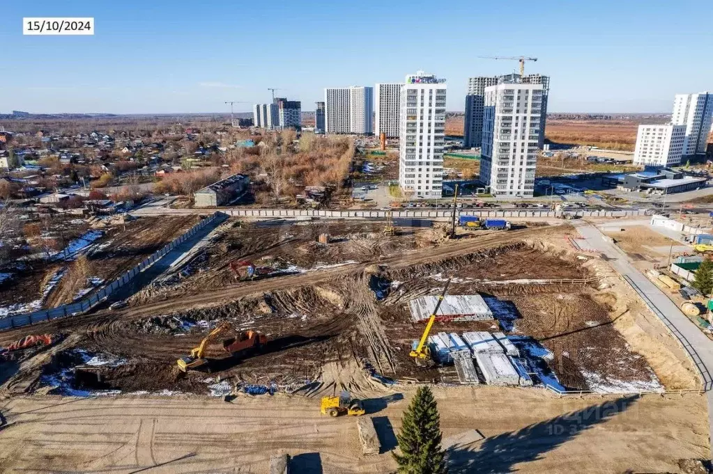 Гараж в Тюменская область, Тюмень ДОК мкр, ул. Ярославская, 9к1 (13 м) - Фото 1