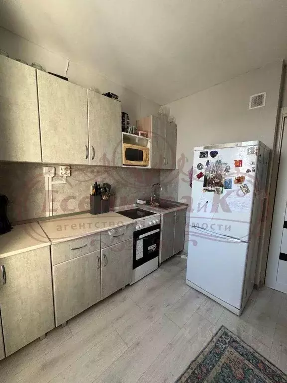 1-к кв. Курганская область, Курган Заозерный жилрайон, 5-й мкр, 18к1 ... - Фото 2