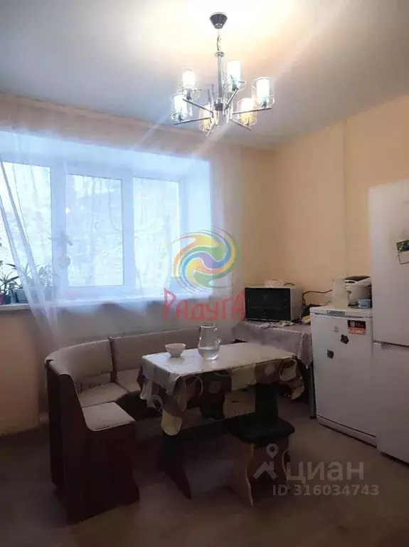 3-к кв. Ивановская область, Иваново ул. Красных Зорь, 1 (53.0 м) - Фото 0