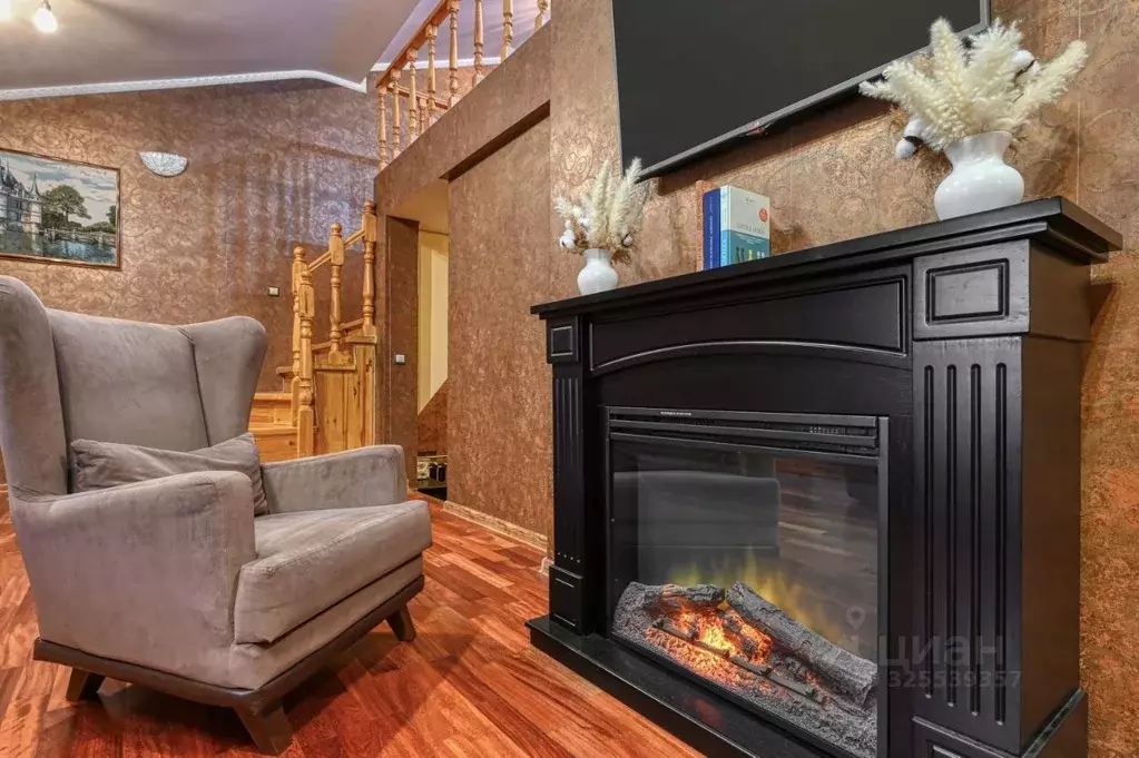 Комната Москва Певческий пер., 4С1 (63.0 м) - Фото 1