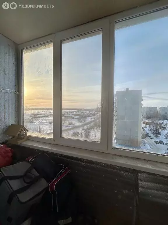 3-комнатная квартира: посёлок Ростовка, 17 (64.8 м) - Фото 1