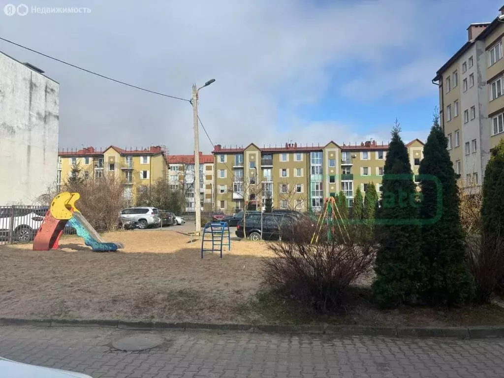 3-комнатная квартира: микрорайон Чкаловск, улица Мира, 2 (83.4 м) - Фото 1