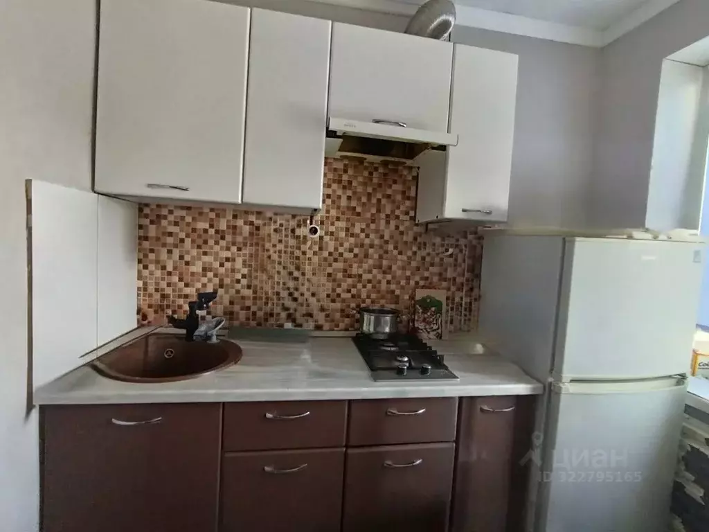 2-к кв. Омская область, Омск Московка-2 мкр, ул. Молодова, 6 (40.0 м) - Фото 2