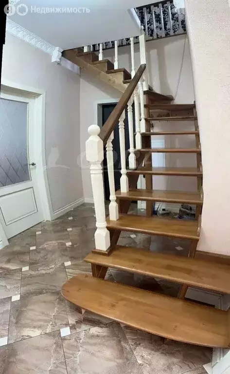 3-комнатная квартира: Махачкала, Заморская улица, 17 (126 м) - Фото 1