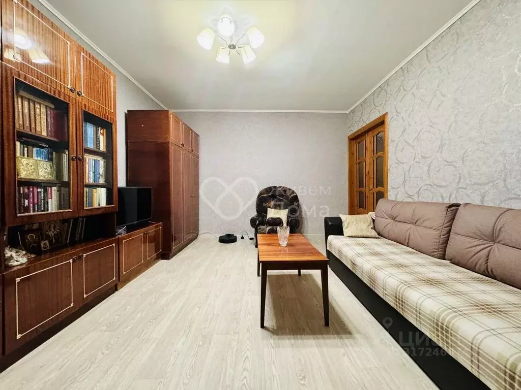 2-к кв. Волгоградская область, Волгоград Краснополянская ул., 68 (51.7 ... - Фото 1