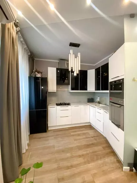 3-к кв. Самарская область, Самара Московское ш., 20а (70.0 м) - Фото 0