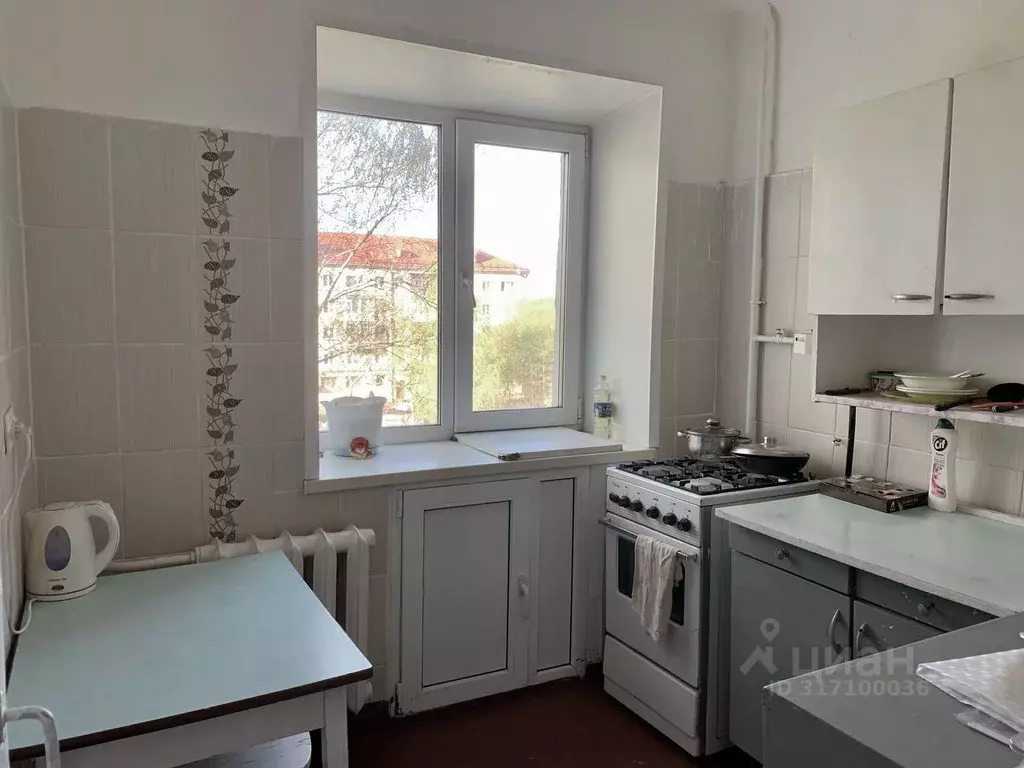 2-к кв. Омская область, Омск просп. Мира, 12А (44.0 м) - Фото 0