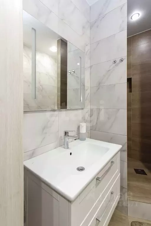 1-к кв. Тюменская область, Тюмень Полевая ул., 105к2 (41.3 м) - Фото 1