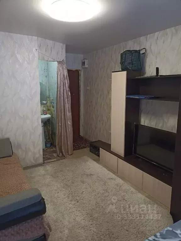 Комната Алтайский край, Барнаул ул. Веры Кащеевой, 13 (12.7 м) - Фото 2