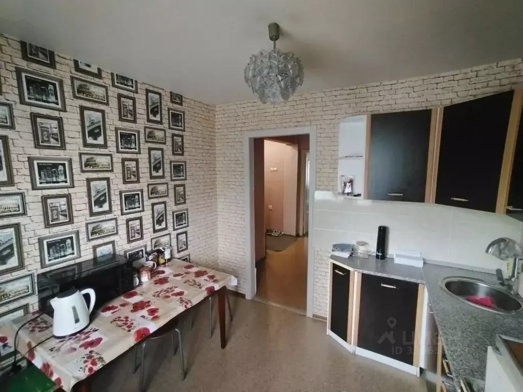 1-к кв. Иркутская область, Ангарск 12А мкр, 4 (36.0 м) - Фото 2