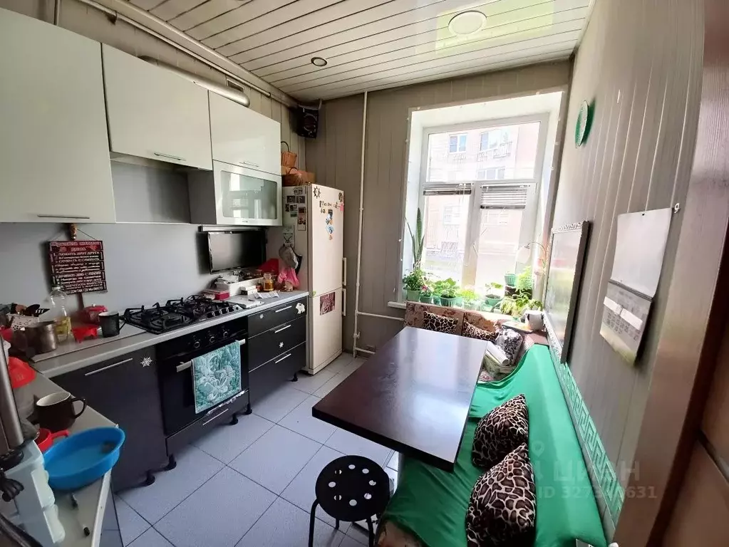 3-к кв. Санкт-Петербург, Санкт-Петербург, Кронштадт ул. Велещинского, ... - Фото 1