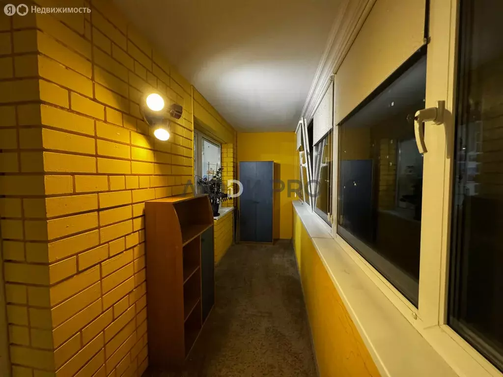 3-комнатная квартира: Саратов, Шелковичная улица, 64/66 (74.3 м) - Фото 2