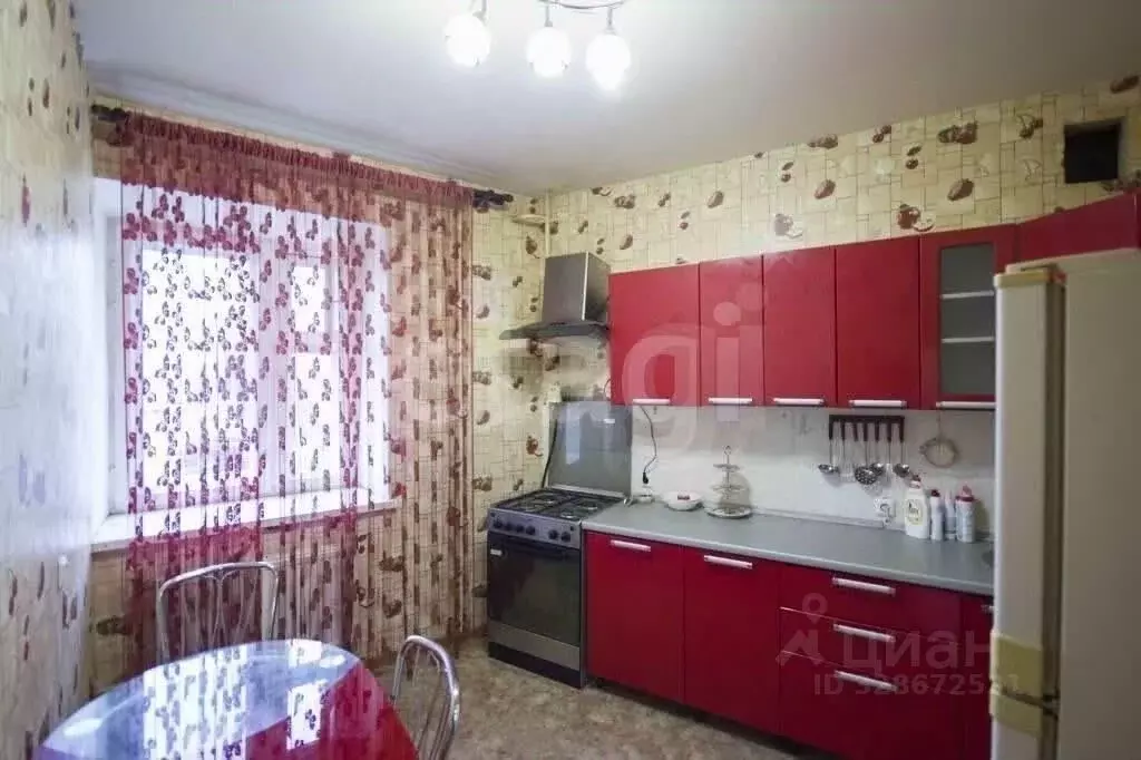 2-к кв. Ямало-Ненецкий АО, Новый Уренгой Юбилейный мкр, 5/2А (73.0 м) - Фото 1