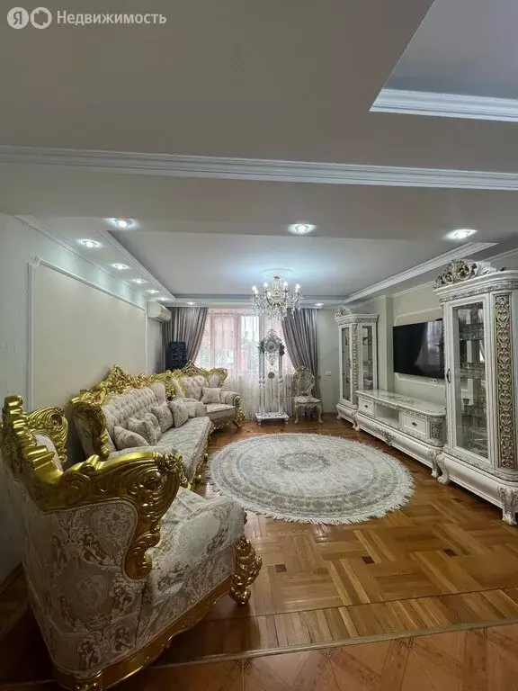 3-комнатная квартира: Ростов-на-Дону, проспект Сельмаш, 20 (112 м) - Фото 1