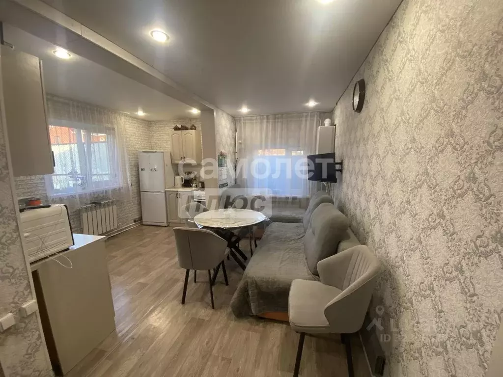 Дом в Омская область, Омск ул. 5 Декабря, 17 (89 м) - Фото 2