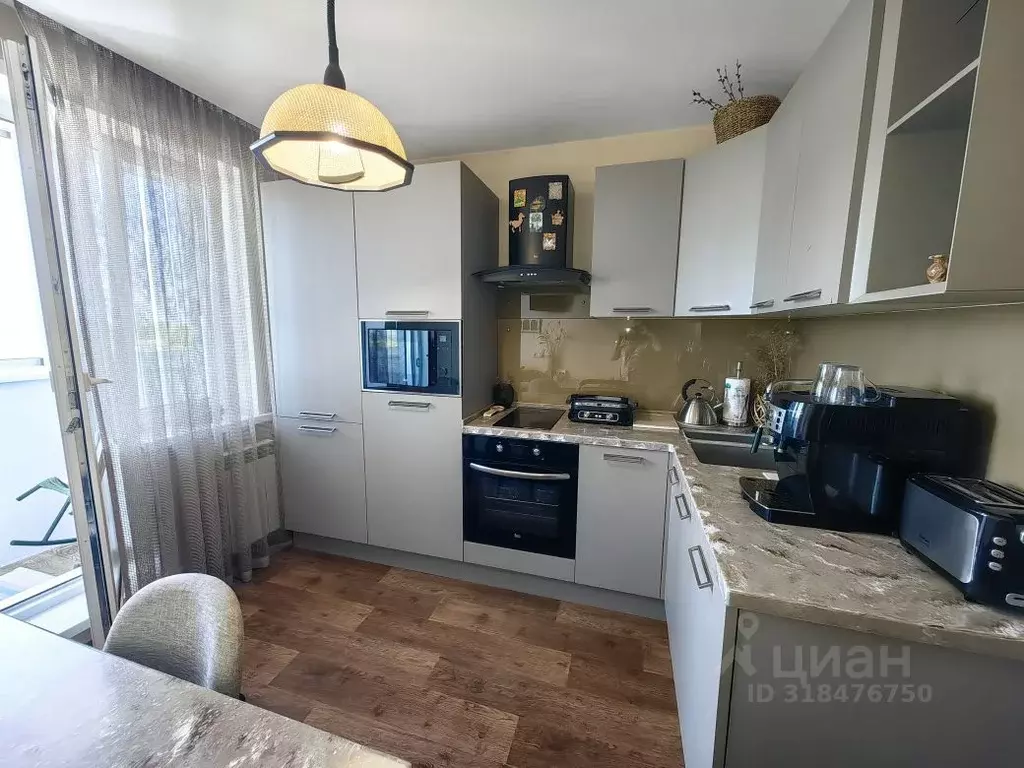 4-к кв. Кемеровская область, Кемерово ул. Халтурина, 23а (79.1 м) - Фото 0