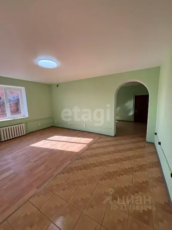 Помещение свободного назначения в Краснодарский край, Ейск Баррикадная ... - Фото 1