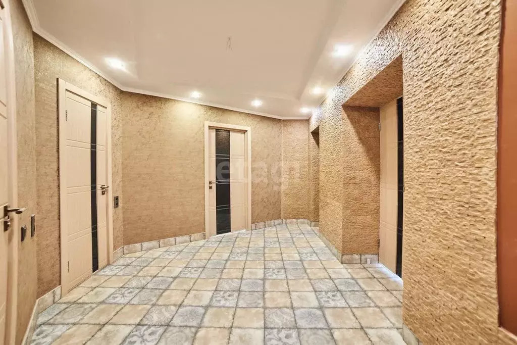 2-к кв. Башкортостан, Стерлитамак ул. Артема, 102 (81.9 м) - Фото 1