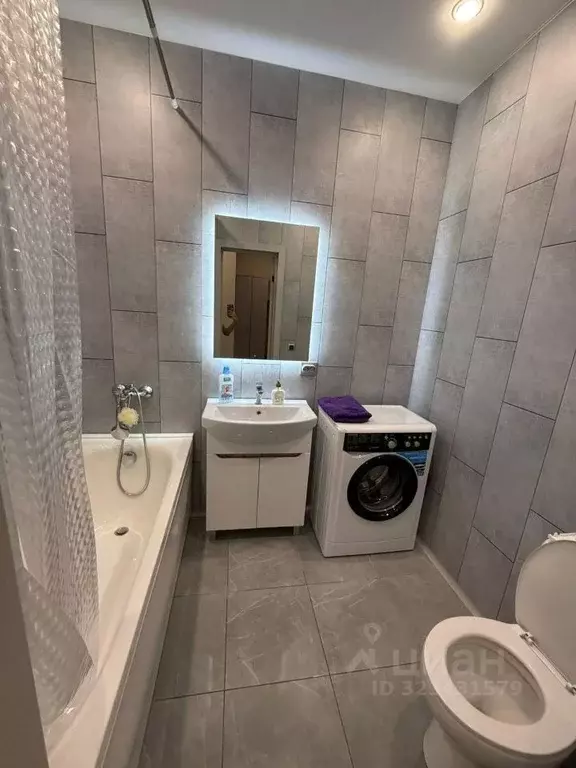 1-к кв. Татарстан, Набережные Челны ул. Назипа Зиатдинова, 11 (40.0 м) - Фото 2