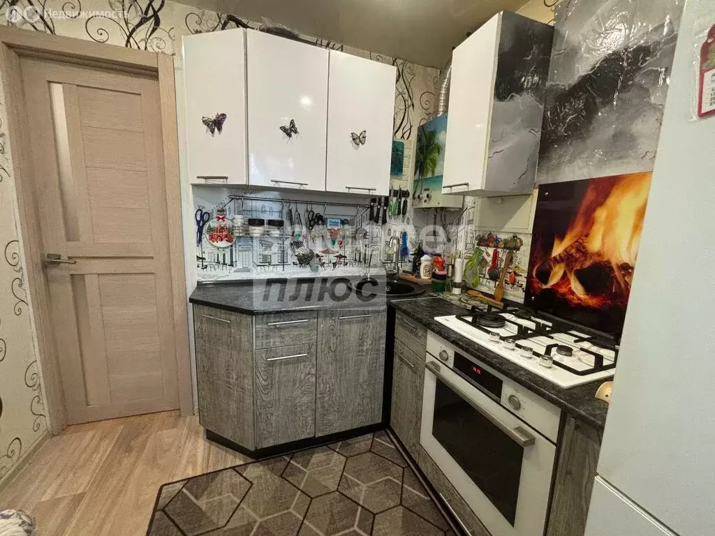 2-комнатная квартира: Ревда, улица Максима Горького, 23 (45 м) - Фото 2