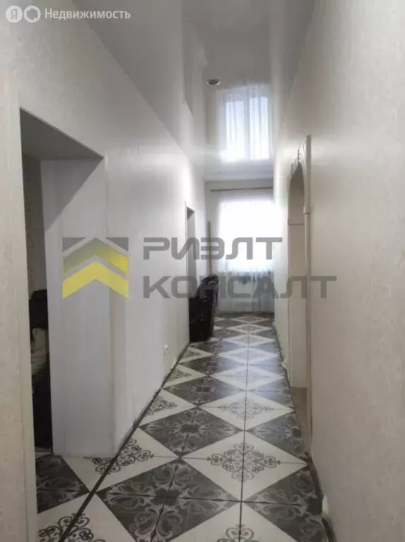 Дом в Розовка, улица 50 лет Октября, 8 (258.6 м) - Фото 0