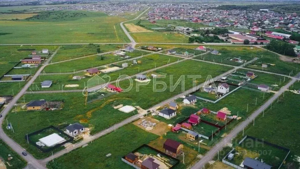 Участок в Тюменская область, Тюменский муниципальный округ, с. Чикча, ... - Фото 1