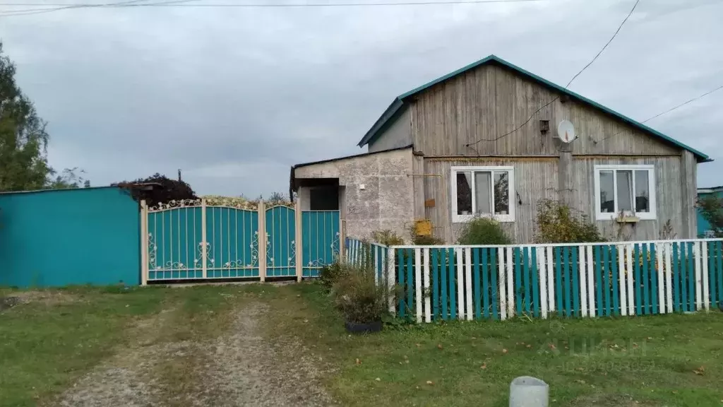 Дом в Тюменская область, Исетский муниципальный округ, с. Рафайлово  ... - Фото 2
