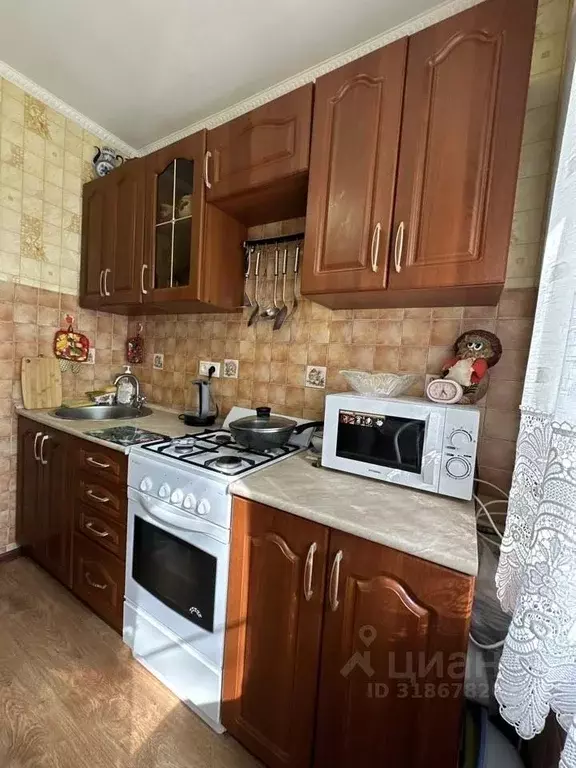 Квартира, 3 комнаты, 56.5 м - Фото 0