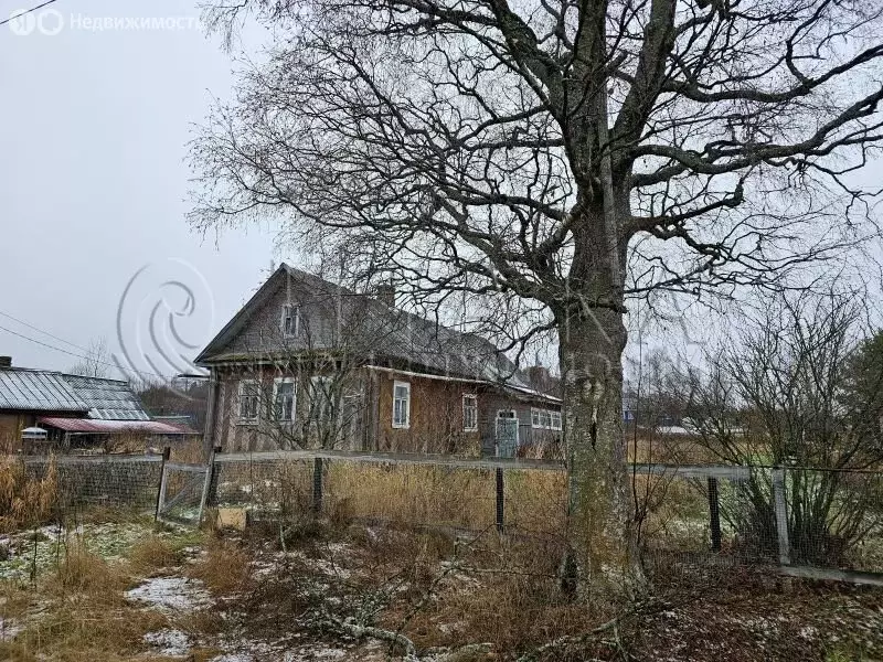 Дом в городской посёлок Важины, Свирская улица, 26 (50 м) - Фото 1