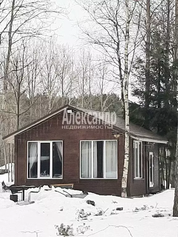 Дом в Ленинградская область, Приозерский район, Ларионовское с/пос, ... - Фото 1