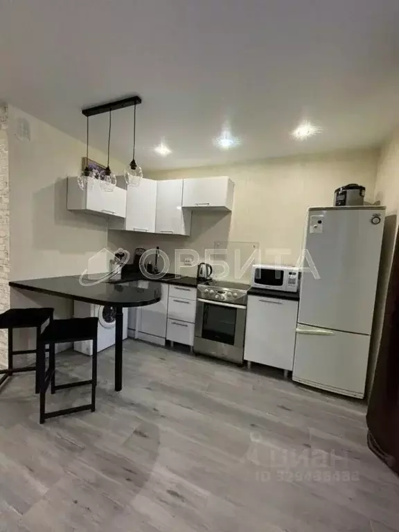 Студия Тюменская область, Тюмень ул. Новоселов, 107к2 (23.0 м) - Фото 1